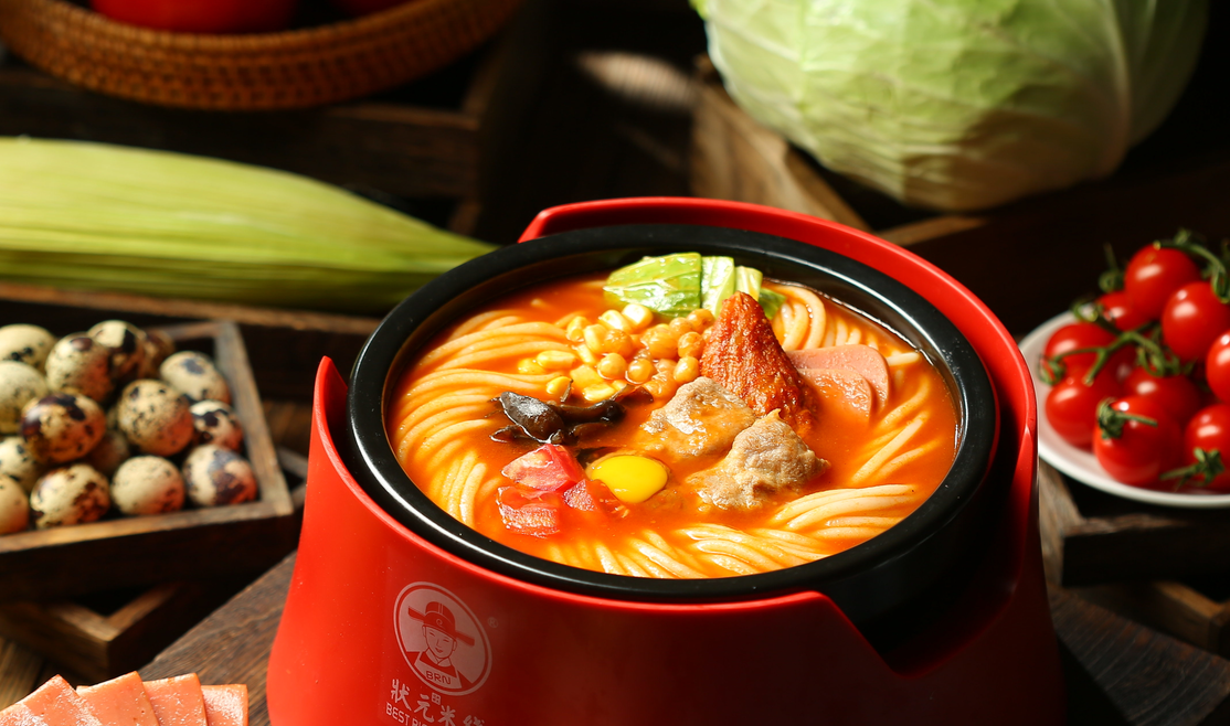 狀元米線，餐飲創(chuàng)業(yè)好項(xiàng)目，眾多加盟商家的誠摯選擇，全國合作熱線：400-967-2208